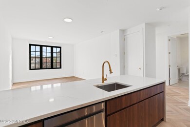 100 E Putnam Ave unit 210, Greenwich, CT 06807 - photo 2