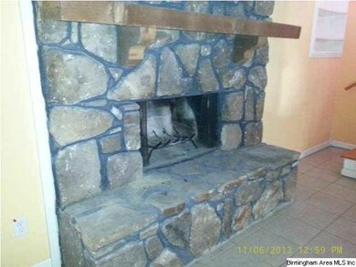 620 Cresap Cir NE, Birmingham, AL 35215 - photo 2