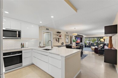 4780 Brittany Dr S unit 11, Saint Petersburg, FL 33715 - photo 7