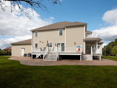 135 Cortland Ct, Swansea, MA 02777 - photo 6