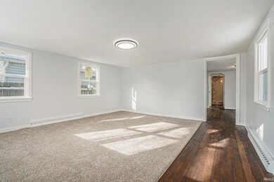 1339 E Bowman St, South Bend, IN 46613 - photo 4