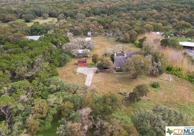 722 Thousand Oaks Loop, San Marcos, TX 78666 - photo 3