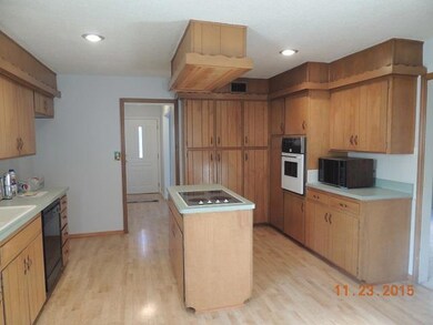 Kitchen with island