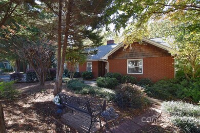 Front yard sitting area