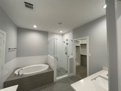 911 W 35th St, Houston, TX 77018 - photo 7