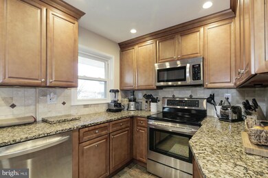 6015 Nealon Place, Alexandria, VA 22312 - photo 5