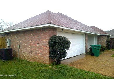 906 Mourning Dove Cove, Byram, MS 39272 - photo 2