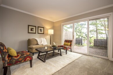 6 Living Room