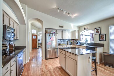 KITCHEN 3