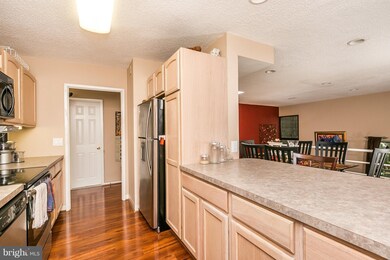 2300 Bayleaf Ct, Baltimore, MD 21209 - photo 4