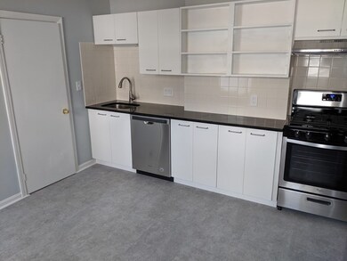 15 Sharon St unit 15, Waltham, MA 02453 - photo 3