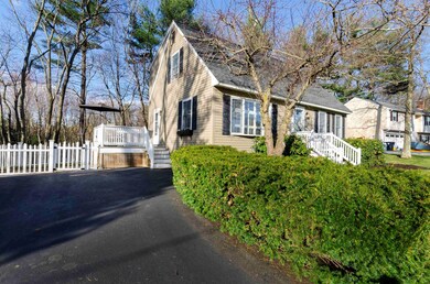 29 Hazel Ave, Nashua, NH 03062 - photo 5