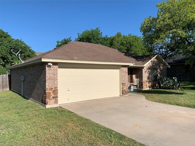 117 Deanna Ln, Weatherford, TX 76087 - photo 2