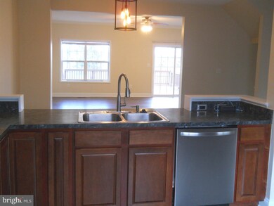 427 Channing Dr, Chambersburg, PA 17201 - photo 6