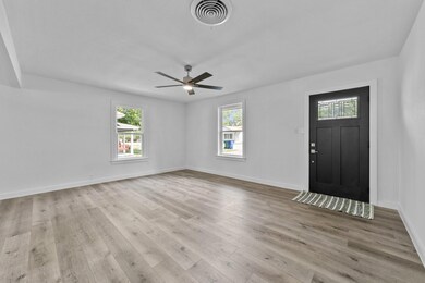 506 W Elm St, Celina, TX 75009 - photo 3