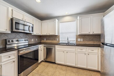 1723 Redwing Haven Dr, Houston, TX 77009 - photo 5