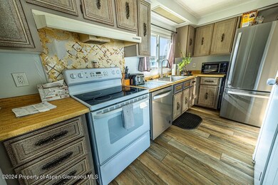 2208W.9th-34