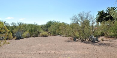 Gravel round about
