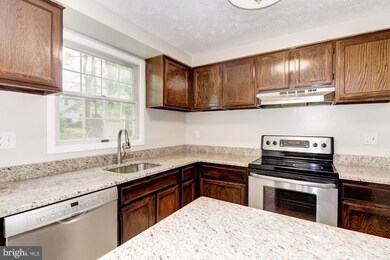 9357 Dewlit Way, Columbia, MD 21045 - photo 6