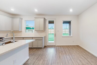 1222 Sugar Dr, Tomball, TX 77375 - photo 7