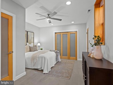 1361 Irving St NW unit 3, Washington, DC 20010 - photo 6