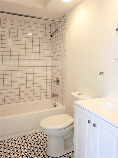 350 Varick St unit 4, Jersey City, NJ 07302 - photo 4