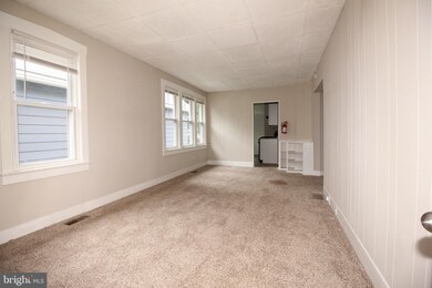 816 Bergen St, Gloucester City, NJ 08030 - photo 4