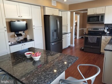 4205 Morningwood Dr, Olney, MD 20832 - photo 5