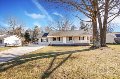 144 Candlestick Dr, Statesville, NC 28625 - photo 3