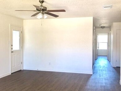 209 Gibson St, Copperas Cove, TX 76522 - photo 5