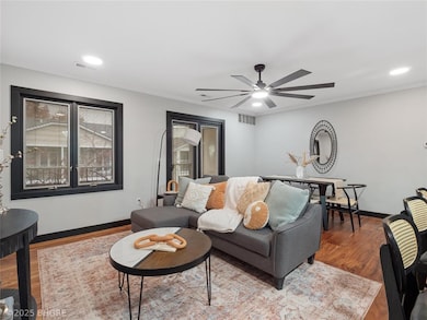 301 SE Delaware Ave unit 303, Ankeny, IA 50021 - photo 3