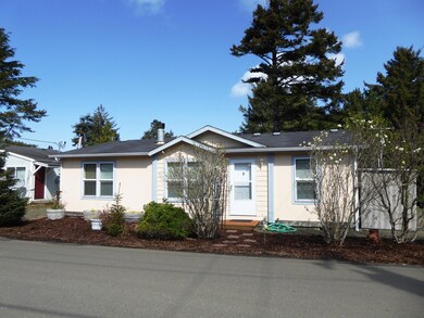 265 SE Port Ave, Lincoln City, OR 97367 - photo 5