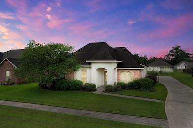 1207 S Sanctuary Ave, Gonzales, LA 70737 - photo 2