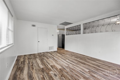 8519 Cresthill Ave, Savannah, GA 31406 - photo 4