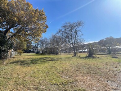 1603 N Colorado St, Decatur, TX 76234 - photo 3