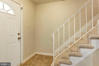 7953 Community Dr, Manassas, VA 20109 - photo 6