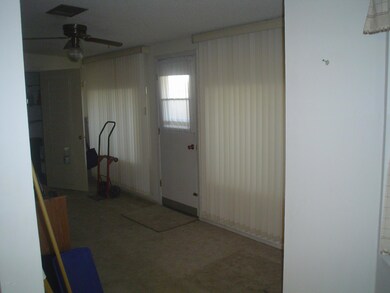 10925 W Santa fe Dr unit 13, Sun City, AZ 85351 - photo 6