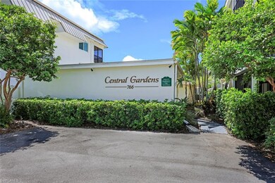 Central Gardens unit 304, Naples, FL 34102 - photo 6