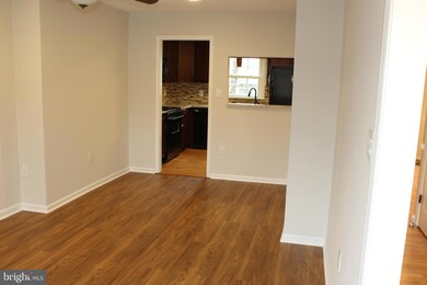 3021 Hickory Grove Ct, Fairfax, VA 22031 - photo 6