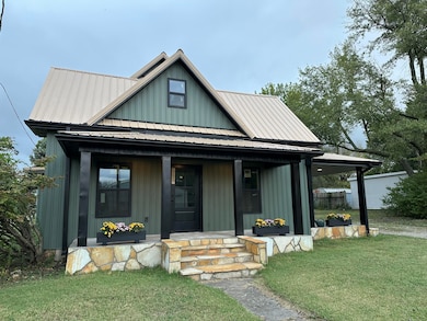 306 W 3rd St, Miller, MO 65707 - photo 2