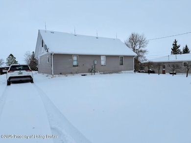 306 Hwy 85 N, Belfield, ND 58622 - photo 7