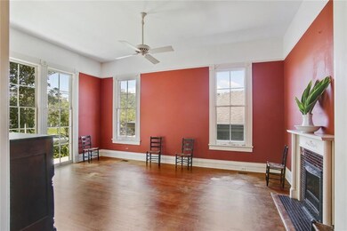 Living Room/Parlor