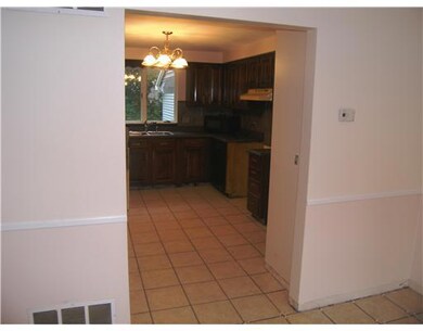 70 Quaid Ln, Warwick, RI 02886 - photo 3