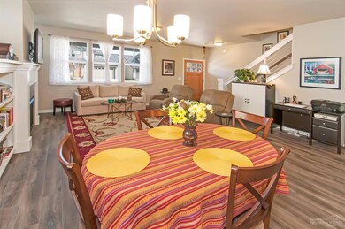 20791 SE Hollis Ln, Bend, OR 97702 - photo 4