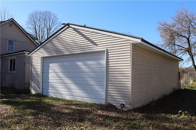 S12702 Elm St, Osseo, WI 54758 - photo 5