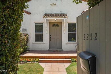 4-web-or-mls-Upmarketmedia_2252Vis-11