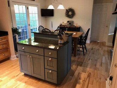 526 Barrows Rd, Northfield, VT 05663 - photo 4