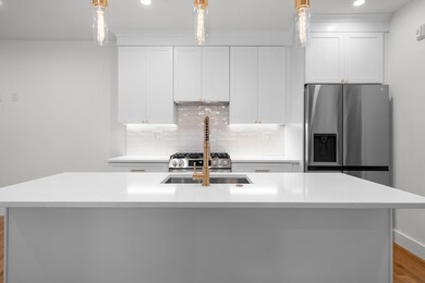 92 Alexander St unit 1, Dorchester, MA 02125 - photo 2