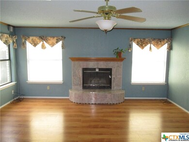 1612 E Robertson Ave, Copperas Cove, TX 76522 - photo 6