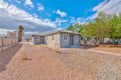 339 N 10th St unit 2, Las Vegas, NV 89101 - photo 2